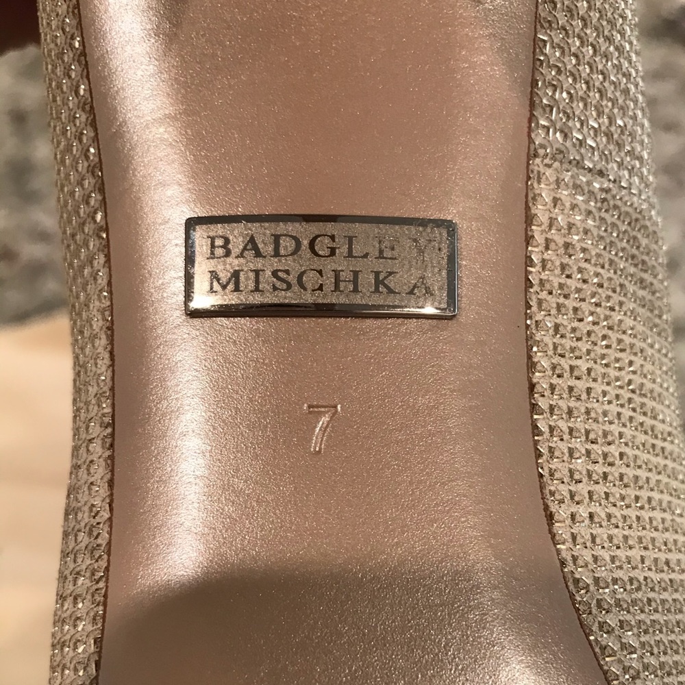 Badgley Miscshka Kassidy II Peep Toe Pumps - Picture 7 of 7